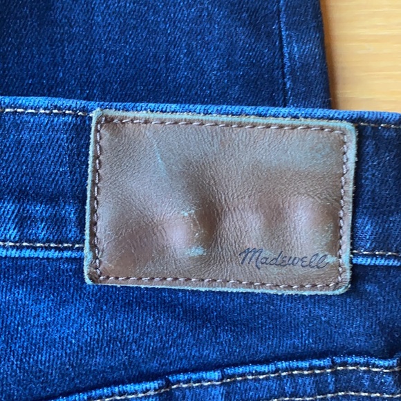 Madewell 9 inch high rise skinny. - Picture 6 of 7